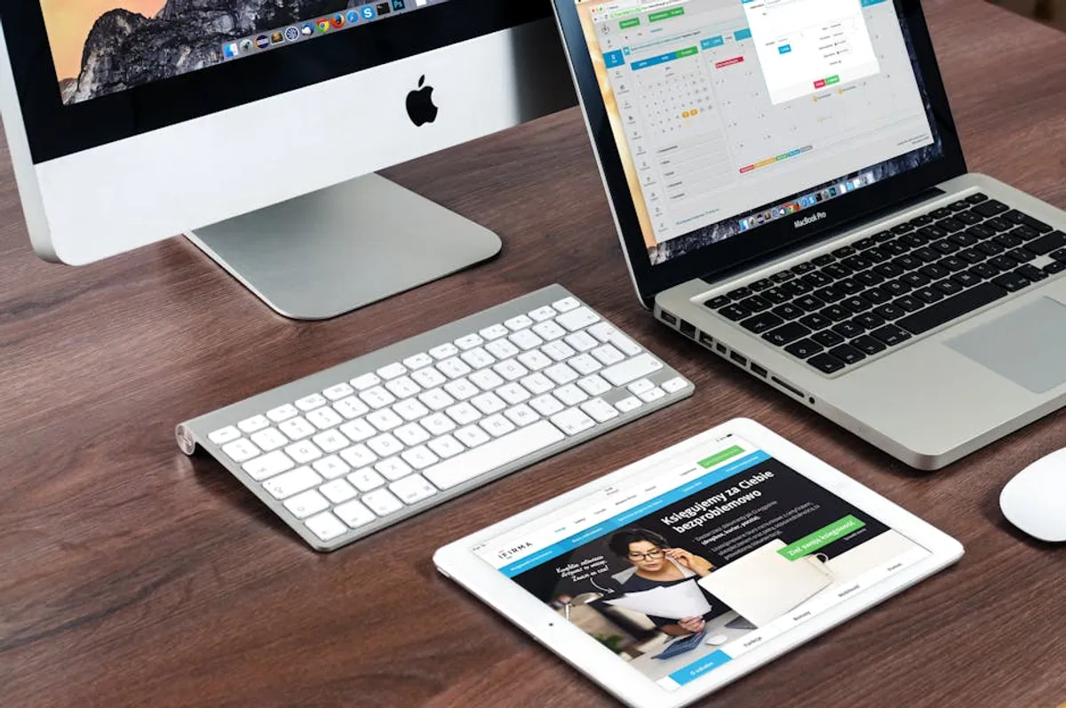 How to Organize Online Research With Bookmarking Tools