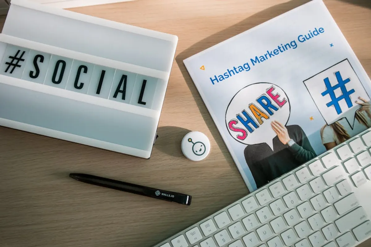 Social Bookmarking vs Social Media: Key Differences