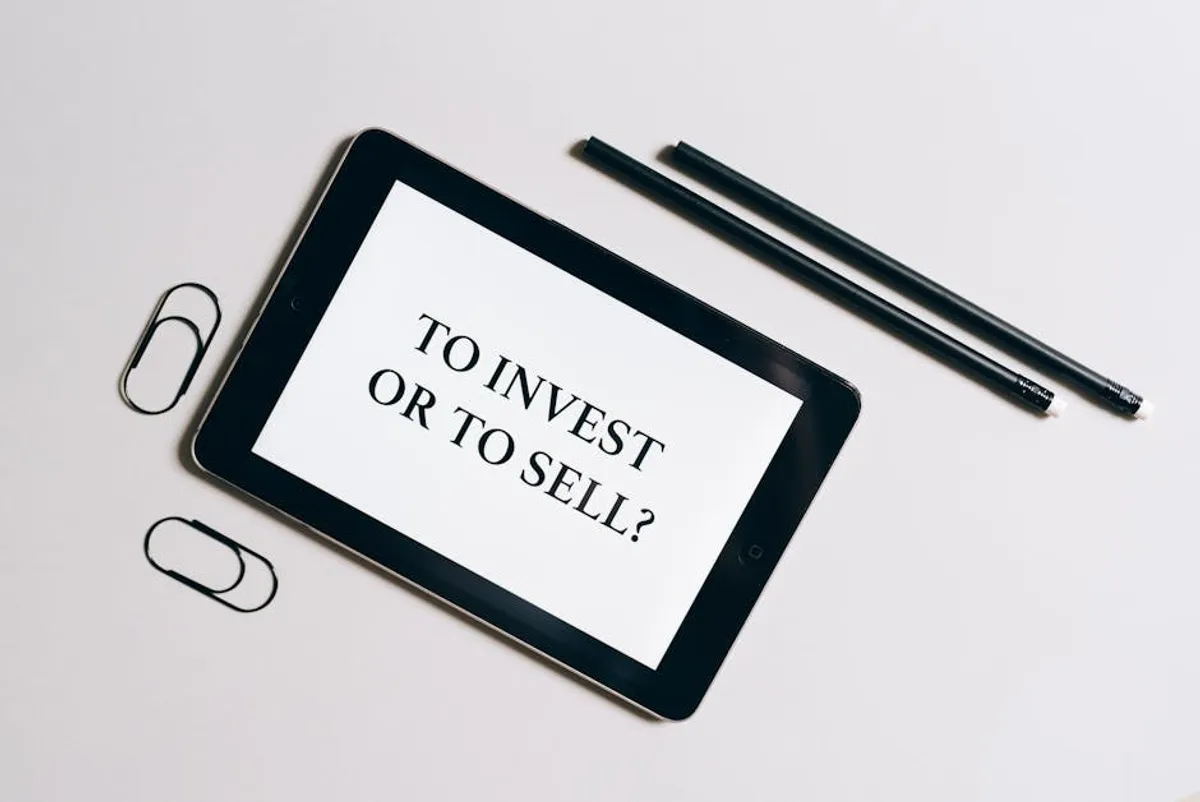 The main questions people ask about daylox.com